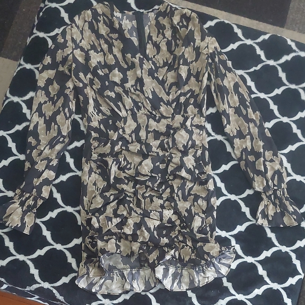 nwot SHEIN Black and Tan Ruched Ruffled Dress‎ Small